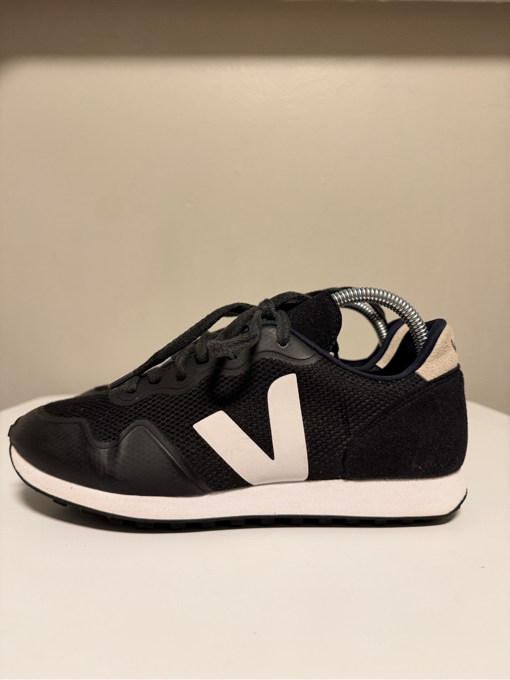 Veja SDU RT B-Mesh Black White Athletic Running Shoes Sneakers Women’s US 9 UK 7